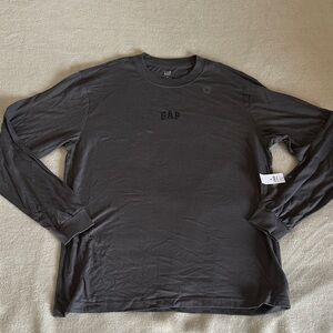 GAP Men's Charcoal Long Sleeve Tee